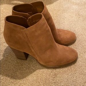 Guess tan booties
